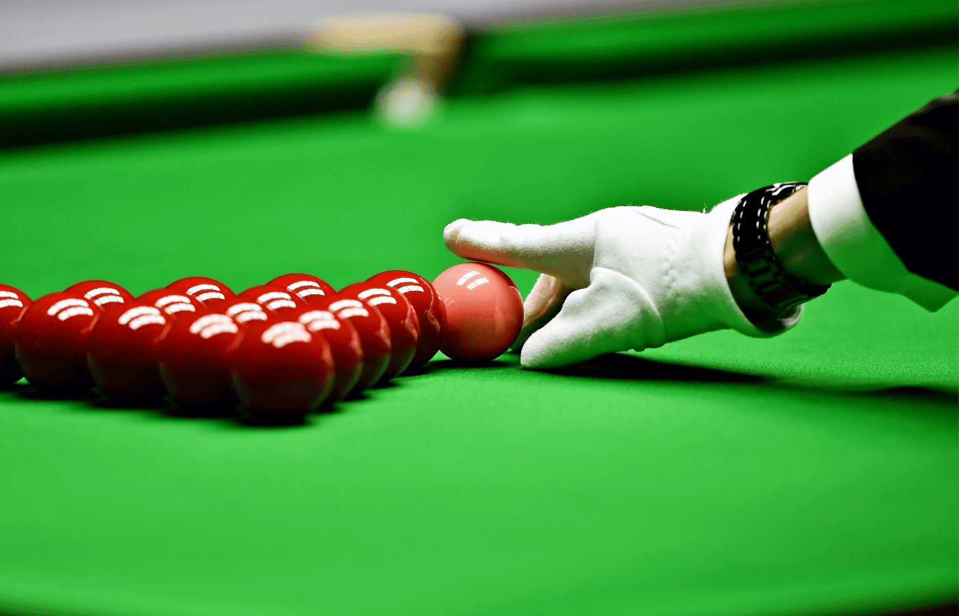 how-to-become-a-snooker-referee-indoorgamebunker