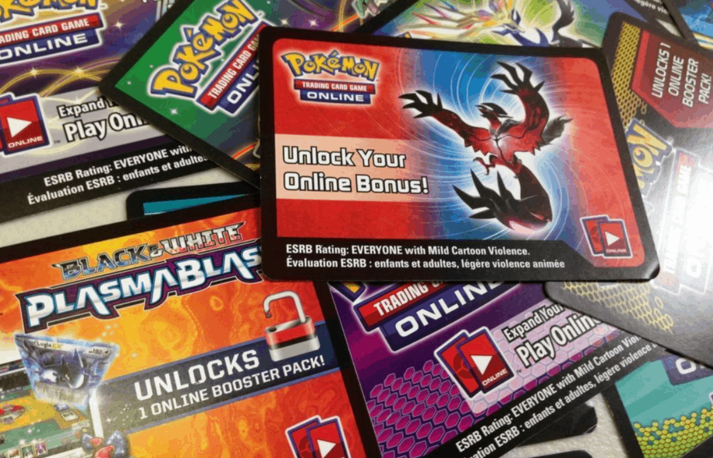 read description + updated list Special Pokémon TCG online code cards. 