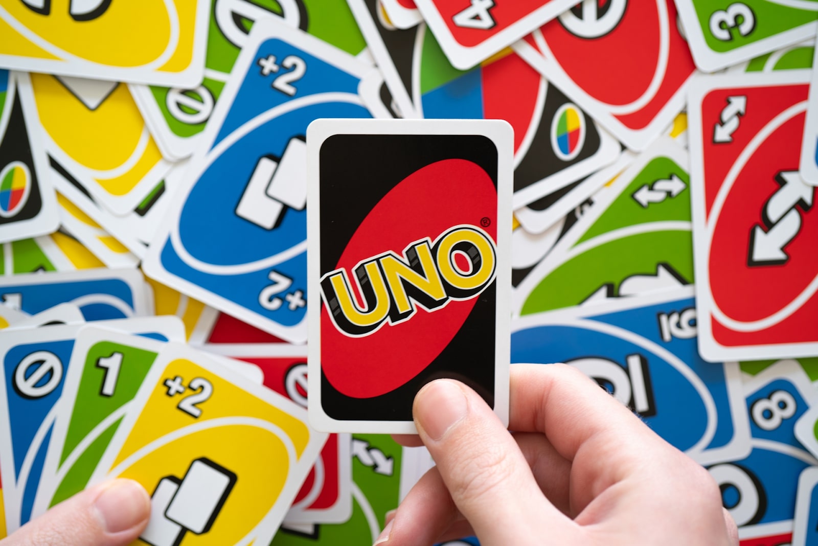 How Many Cards Do You Get In UNO